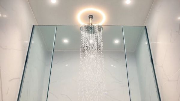 10 idées pour aménager une cabine de douche moderne chez vous